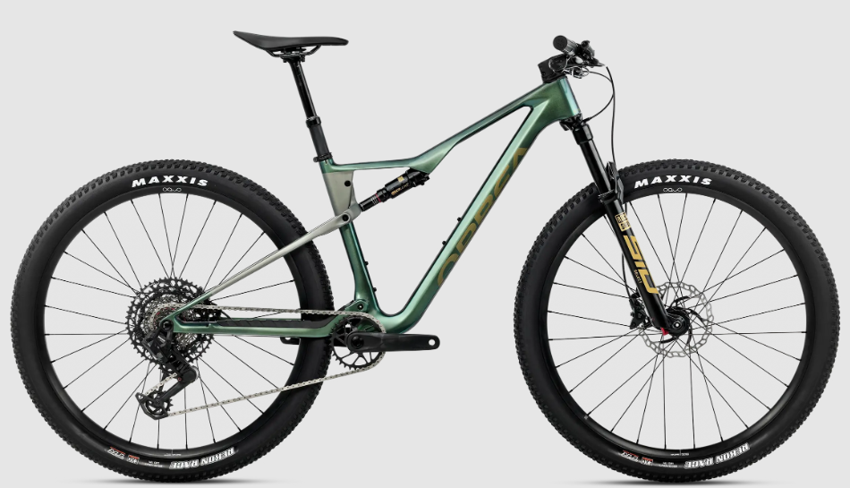 oiz m21-verde-2026